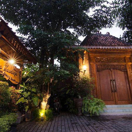 Joglo Mandapa Boutique Hotel Jarakan Exterior foto